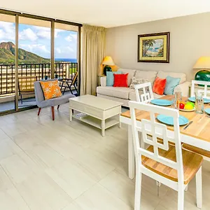 Diamond Head & Ocean View Gem Near Waikiki Beach, Parking's On Us , Honolulu United States