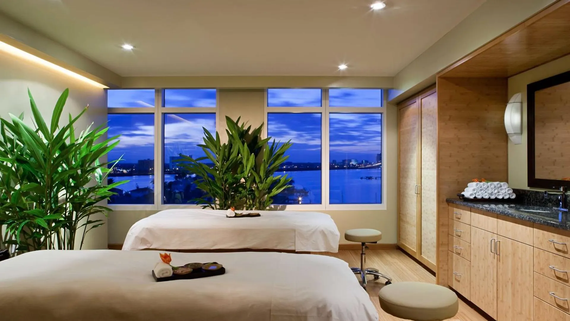 Hyatt Regency Clearwater Beach Resort & Spa